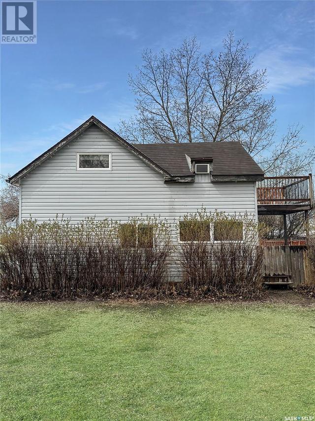 216 Lawrence St, House detached with 4 bedrooms, 1 bathrooms and null parking in Carmichael SK | Image 1