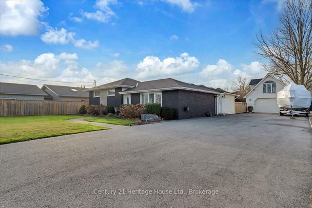 10 Wendakee Dr, House detached with 4 bedrooms, 2 bathrooms and 14 parking in Hamilton ON | Image 23