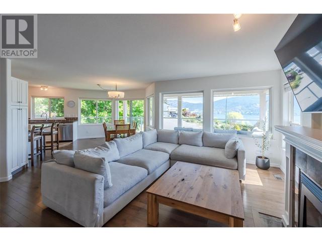 5709 Impett Pl, House detached with 4 bedrooms, 3 bathrooms and 1 parking in Summerland BC | Image 6