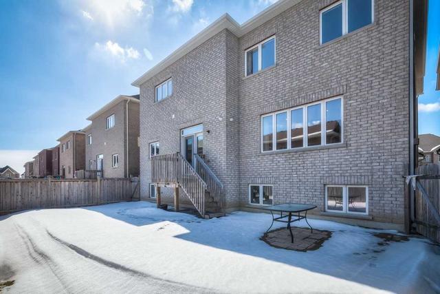 56 Wozniak Cres, House detached with 4 bedrooms, 4 bathrooms and 4 parking in Markham ON | Image 24