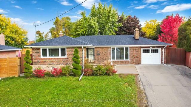 24 Roseglen Cres, House detached with 3 bedrooms, 2 bathrooms and 6 parking in Toronto ON | Image 1