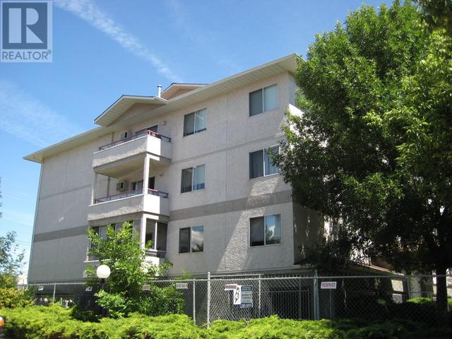 309 - 993 Klo Rd, Condo with 2 bedrooms, 1 bathrooms and 1 parking in Kelowna BC | Image 7
