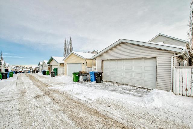 102 Hidden Hills Road Nw, House detached with 3 bedrooms, 2 bathrooms and 2 parking in Calgary AB | Image 42
