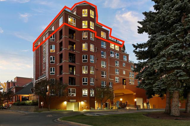 1801 - 400 Eau Claire Ave Sw, Condo with 3 bedrooms, 3 bathrooms and 3 parking in Calgary AB | Image 1