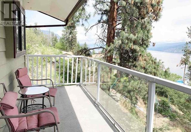 5821 Atkinson Cres, House detached with 5 bedrooms, 4 bathrooms and 6 parking in Peachland BC | Image 14
