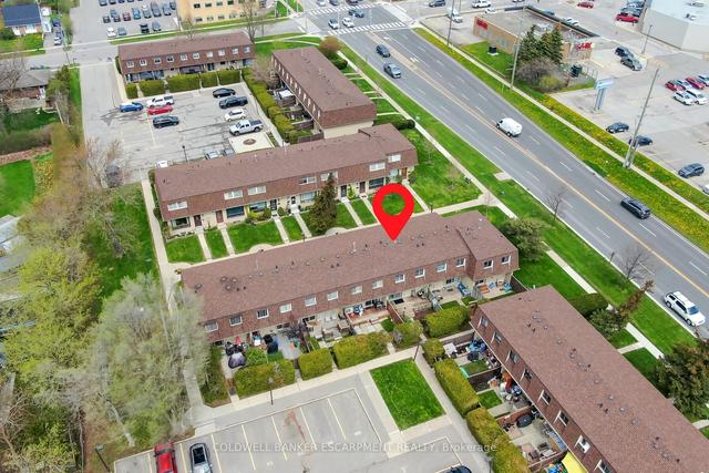 23 - 20 Mountainview Rd S, Townhouse with 3 bedrooms, 1 bathrooms and 1 parking in Halton Hills ON | Image 21