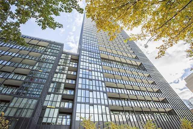 1001 - 101 Charles St E, Condo with 2 bedrooms, 2 bathrooms and 1 parking in Toronto ON | Image 1