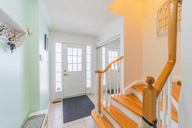 859 Bourne Cres, House attached with 3 bedrooms, 4 bathrooms and 3 parking in Oshawa ON | Image 21