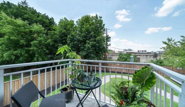 206 - 35 Hunt Ave, Condo with 2 bedrooms, 2 bathrooms and 1 parking in Richmond Hill ON | Image 11