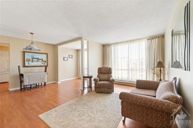 505 - 330 Centrum Blvd, Condo with 3 bedrooms, 2 bathrooms and 1 parking in Ottawa ON | Image 11