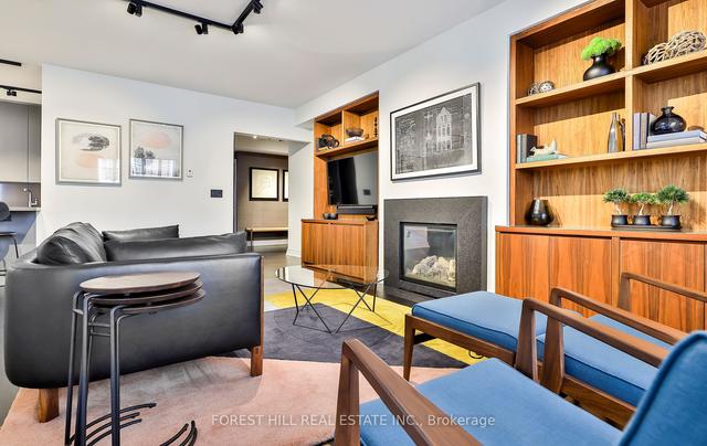204 - 8 Sultan St, Condo with 2 bedrooms, 2 bathrooms and 1 parking in Toronto ON | Image 11