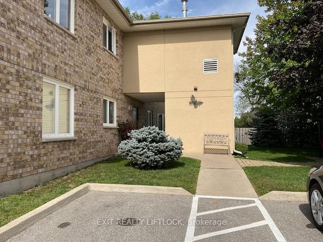 103 - 878 Armour Rd, Condo with 1 bedrooms, 1 bathrooms and 1 parking in Peterborough ON | Image 5