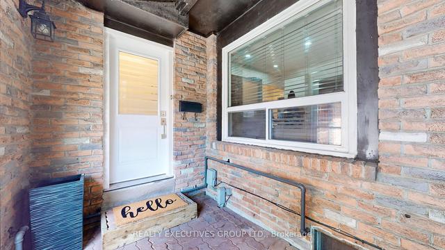 7 Greene Dr, House attached with 3 bedrooms, 3 bathrooms and 3 parking in Brampton ON | Image 23