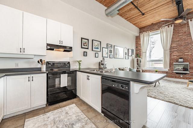 223 - 26 Ontario St, Condo with 1 bedrooms, 1 bathrooms and 1 parking in Guelph ON | Image 10