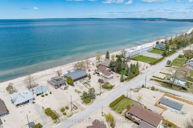 1078 Tiny Beaches Rd S, House detached with 4 bedrooms, 3 bathrooms and 6 parking in Tiny ON | Image 29
