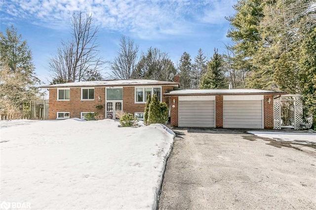 1124 St Vincent Street, House detached with 3 bedrooms, 1 bathrooms and 9 parking in Springwater ON | Image 12