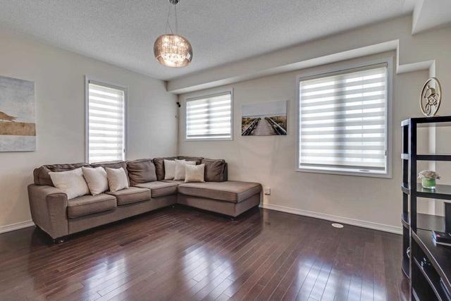 58 Soccavo Cres, Townhouse with 3 bedrooms, 3 bathrooms and 2 parking in Brampton ON | Image 36