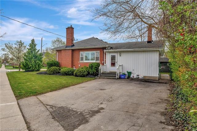73 Franklin St, House detached with 3 bedrooms, 2 bathrooms and 3 parking in Brantford ON | Image 27