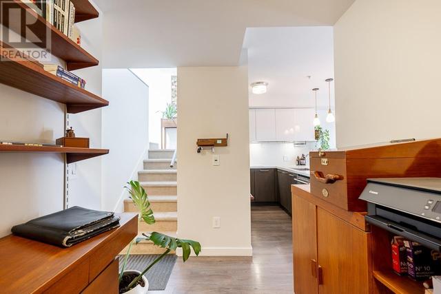 384 E 1st Ave, Condo with 1 bedrooms, 1 bathrooms and 1 parking in Vancouver BC | Image 16