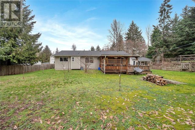 4199 Enquist Rd, House detached with 3 bedrooms, 2 bathrooms and 10 parking in Strathcona D (Oyster Bay   Buttle Lake) BC | Image 41