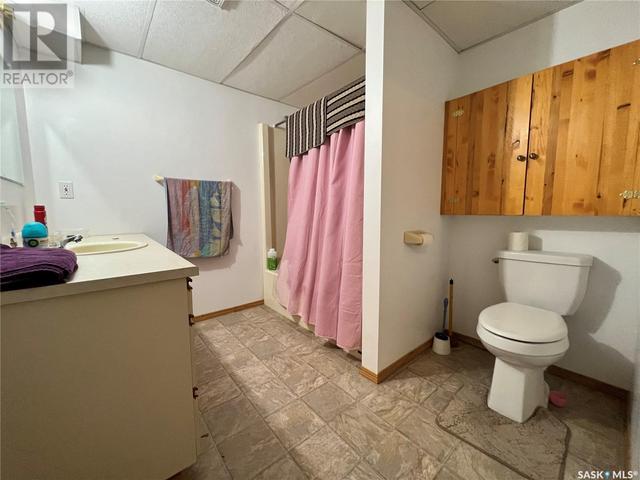 905 21st St, House detached with 4 bedrooms, 2 bathrooms and null parking in Humboldt SK | Image 28