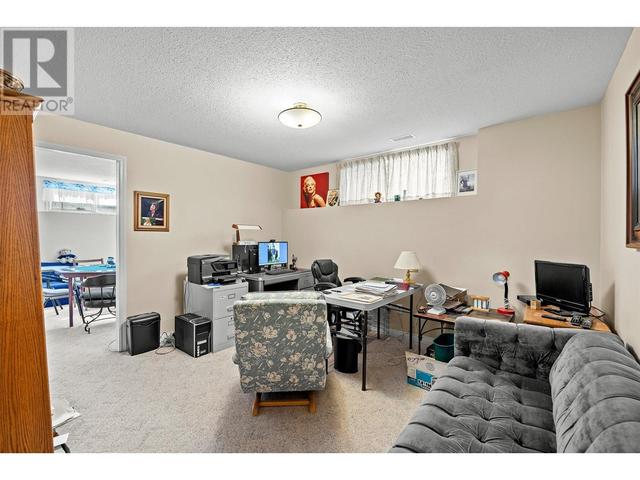 54 - 6400 Spencer Rd, House detached with 2 bedrooms, 3 bathrooms and 4 parking in Central Okanagan BC | Image 14