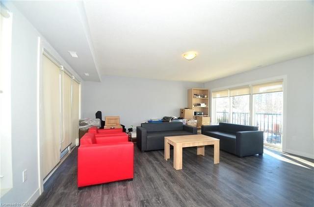 202 - 288 Albert St, Townhouse with 3 bedrooms, 3 bathrooms and 1 parking in Waterloo ON | Image 3