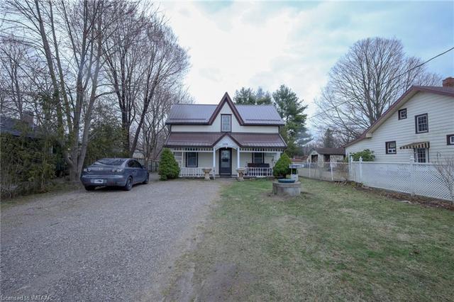 2034 Main St S, House detached with 5 bedrooms, 1 bathrooms and 11 parking in Norfolk County ON | Image 22