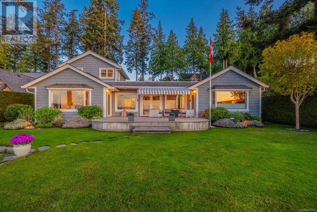 1281 Point Mercer Dr, House detached with 4 bedrooms, 4 bathrooms and 3 parking in Qualicum Beach BC | Image 15
