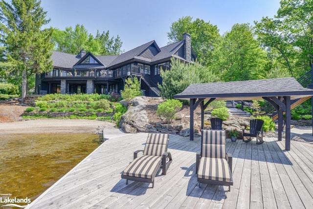 1032 The Tom Wroe Rd, House detached with 4 bedrooms, 4 bathrooms and null parking in Muskoka Lakes ON | Image 33