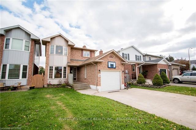 24 Tomahawk Dr, House detached with 3 bedrooms, 2 bathrooms and 5 parking in Grimsby ON | Image 12