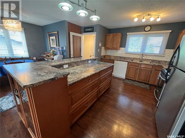 23 Schwager Crescent, House detached with 4 bedrooms, 2 bathrooms and null parking in Saskatoon SK | Image 11