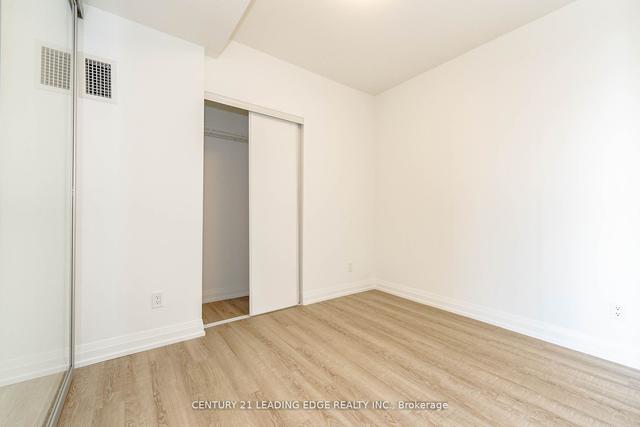 1708 - 286 Main St, Condo with 3 bedrooms, 2 bathrooms and 0 parking in Toronto ON | Image 8