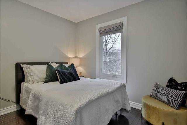180 Withrow Ave, House semidetached with 3 bedrooms, 2 bathrooms and 2 parking in Toronto ON | Image 15