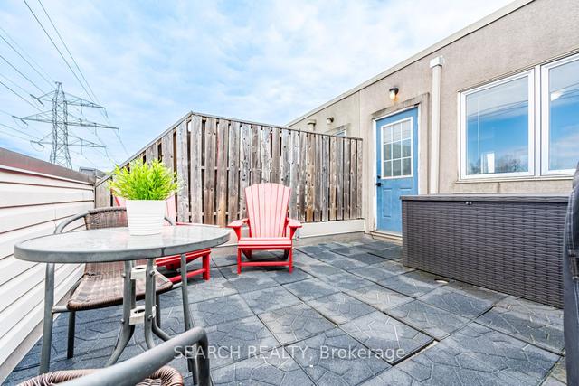 103 - 65 Turntable Cres, Townhouse with 3 bedrooms, 2 bathrooms and 2 parking in Toronto ON | Image 25