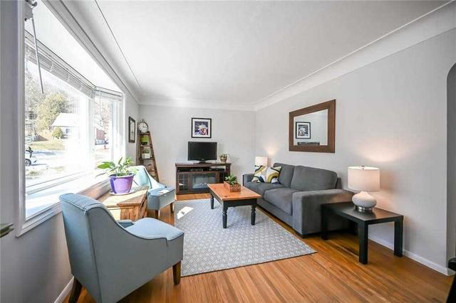 4 Janis Crt, House detached with 2 bedrooms, 1 bathrooms and 2 parking in Hamilton ON | Image 34