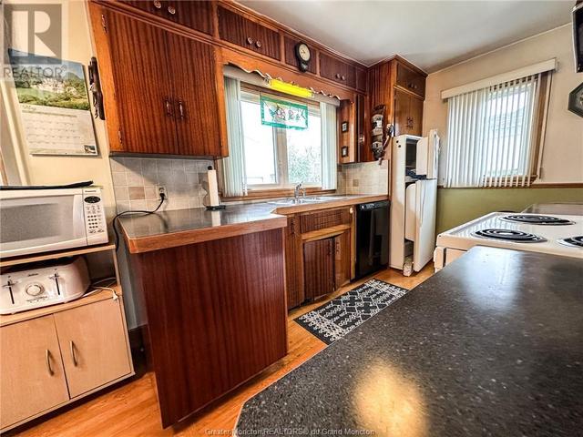 39 King, House detached with 3 bedrooms, 0 bathrooms and null parking in Sackville NB | Image 7