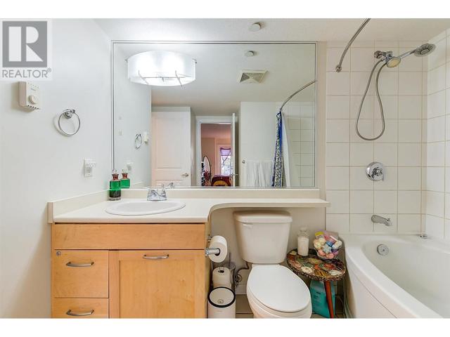400 - 551 Yates Road, Condo with 2 bedrooms, 1 bathrooms and 1 parking in Kelowna BC | Image 26
