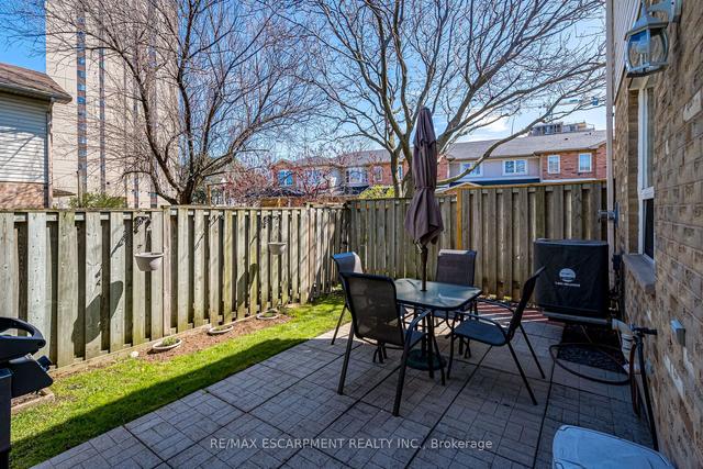 15 - 485 Green Rd, Townhouse with 3 bedrooms, 3 bathrooms and 2 parking in Hamilton ON | Image 17