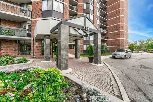 1109 - 236 Albion Rd, Condo with 2 bedrooms, 1 bathrooms and 1 parking in Toronto ON | Image 12