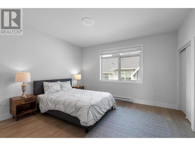 11 - 115 W Queens Rd, House attached with 2 bedrooms, 3 bathrooms and 1 parking in North Vancouver BC | Image 13