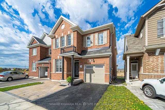 1139 Farmstead Dr, House detached with 4 bedrooms, 4 bathrooms and 3 parking in Milton ON | Image 12