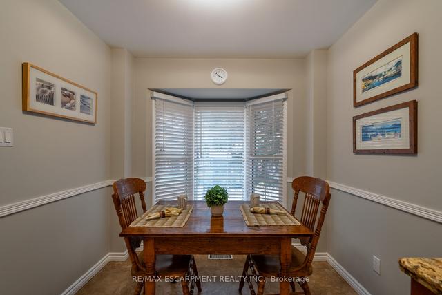 8 - 2935 Headon Forest Rd, Townhouse with 3 bedrooms, 4 bathrooms and 2 parking in Burlington ON | Image 6