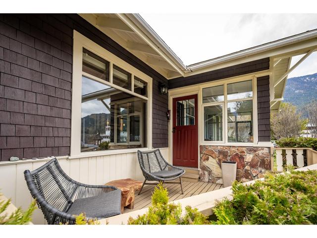 311 Front St, House detached with 3 bedrooms, 2 bathrooms and 4 parking in Kaslo BC | Image 8