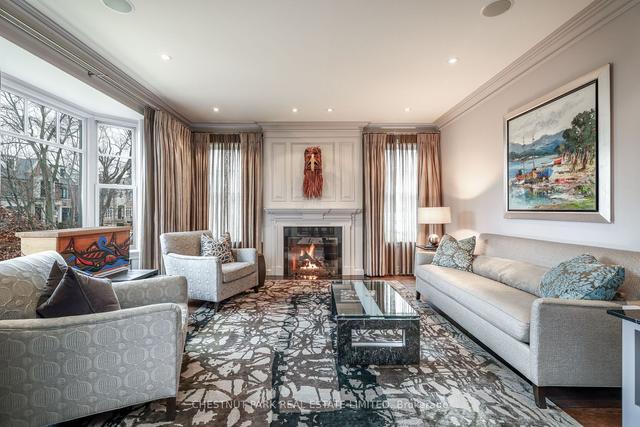 139 Lytton Blvd, House detached with 5 bedrooms, 5 bathrooms and 3 parking in Toronto ON | Image 34