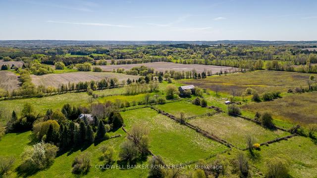 8689 Simcoe County Rd 1, House detached with 2 bedrooms, 2 bathrooms and 20 parking in Adjala Tosorontio ON | Image 16