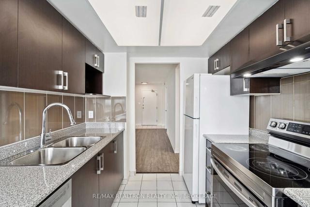 809 - 80 Alton Towers Circ, Condo with 2 bedrooms, 2 bathrooms and 1 parking in Toronto ON | Image 4