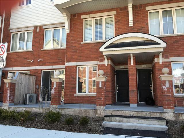 4 - 39 Hays Blvd, Townhouse with 2 bedrooms, 2 bathrooms and 1 parking in Oakville ON | Image 1