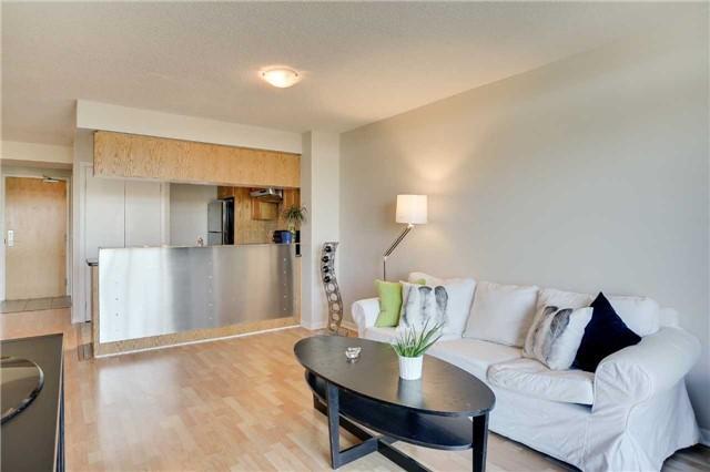 1002 - 185 Legion Rd N, Condo with 1 bedrooms, 1 bathrooms and 1 parking in Toronto ON | Image 10