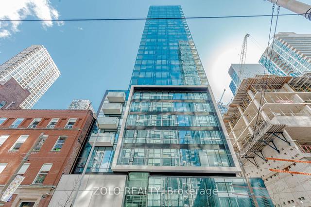 3006 - 11 Charlotte St, Condo with 2 bedrooms, 1 bathrooms and 1 parking in Toronto ON | Image 1